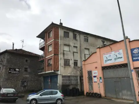 Piso en calle de Menéndez Pelayo, 12